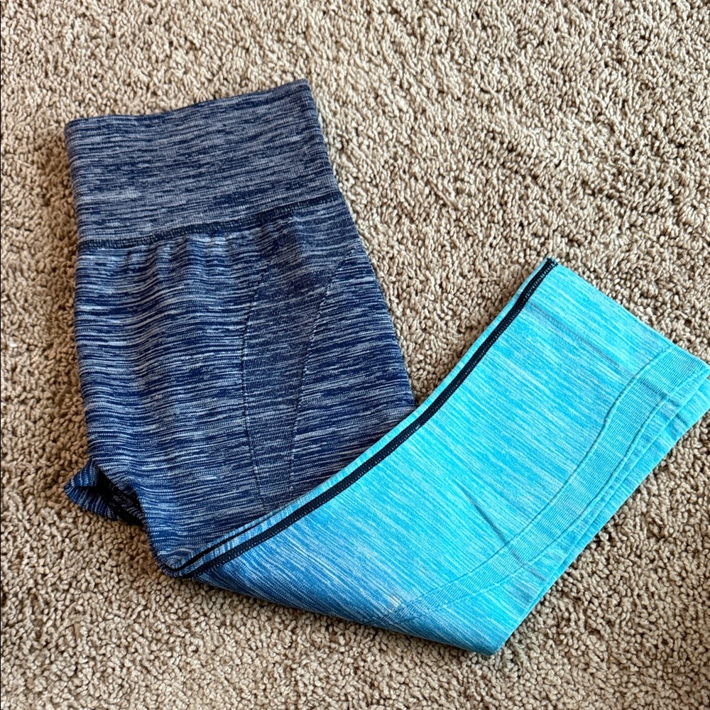 Fabletics Blue and Light Blue Capris